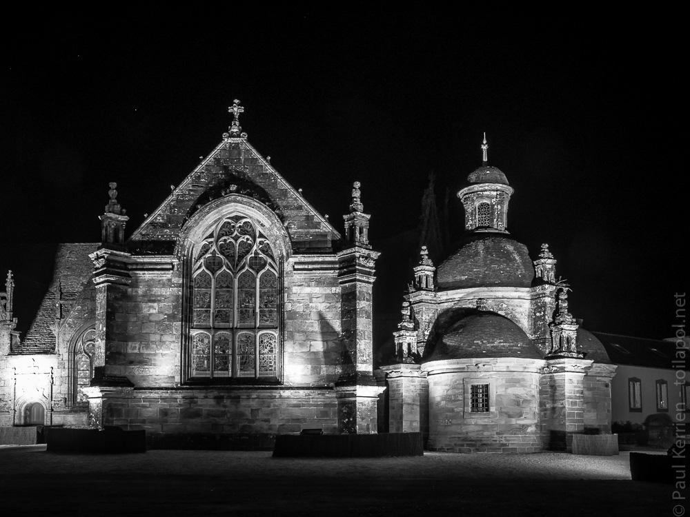 églises, chapelles et calvaires